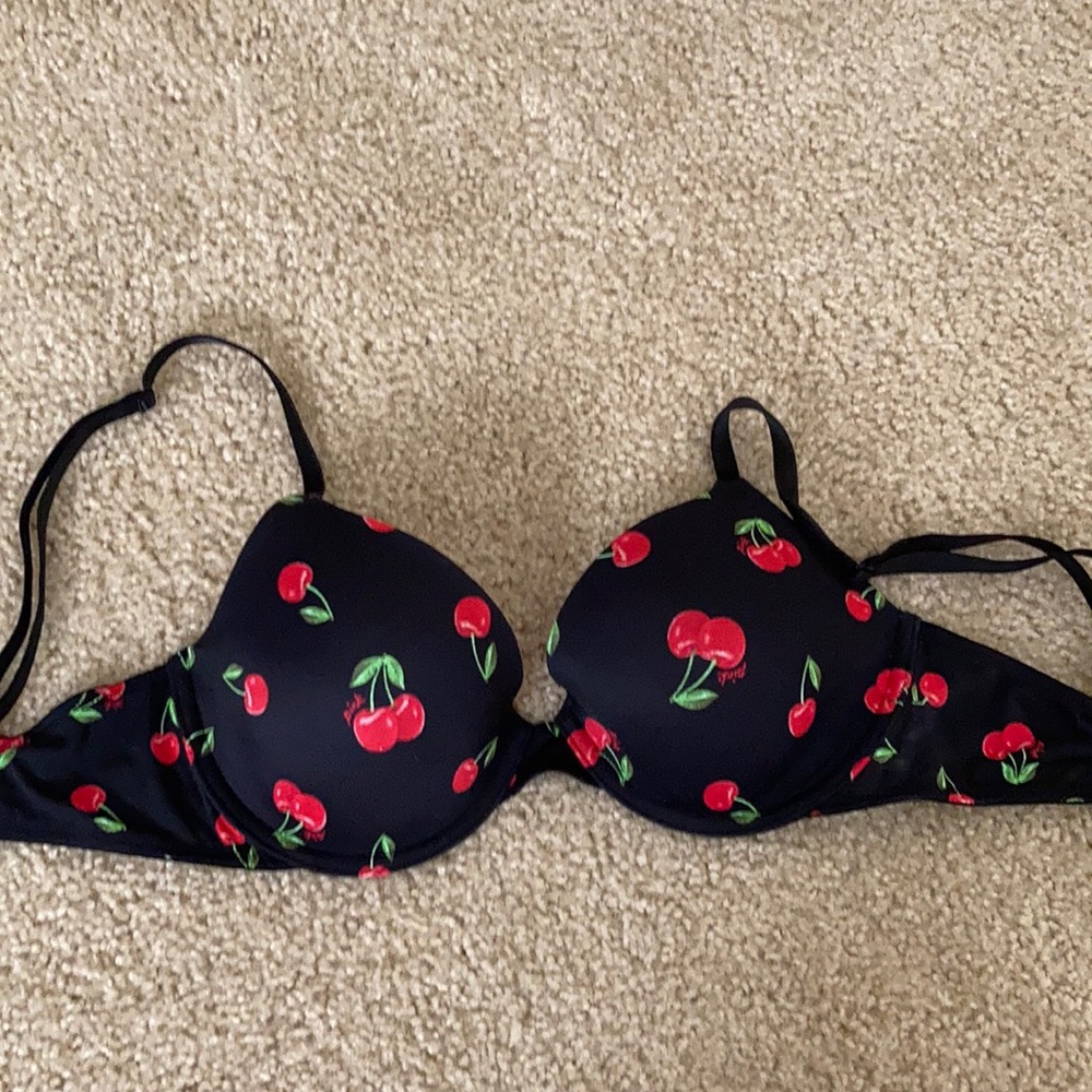 Vs Pink Black Cherry Print Bra